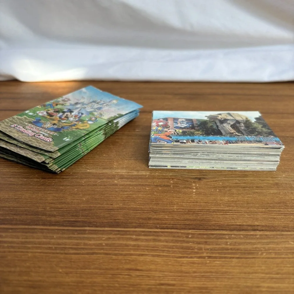 30th Anniversary Walt Disney World Trading card lot
